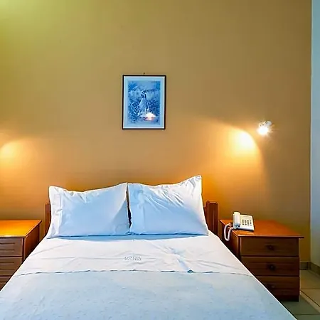 Fotini Hotel 3*